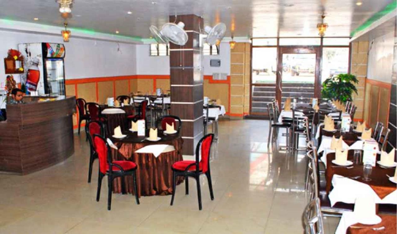 Hotel Kdm Palace Begusarai Екстер'єр фото
